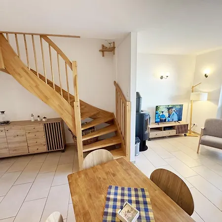 Haus Moewe Whg 02 Mit Balkon & Terrasse Thiessow